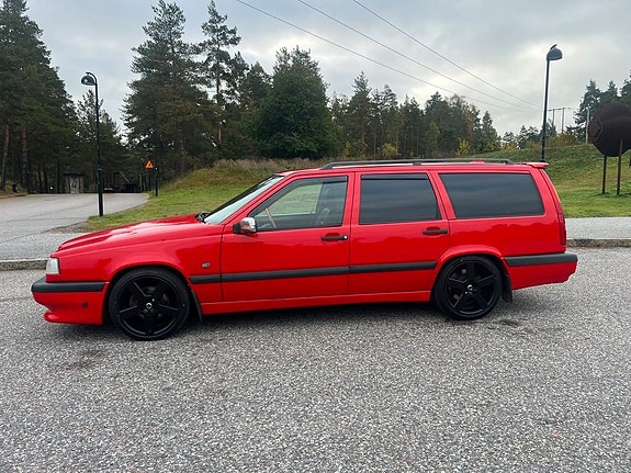 Volvo 850 3 of 5
