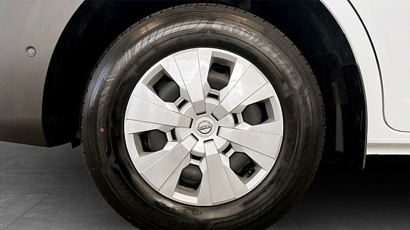 Nissan Interstar 8 of 10