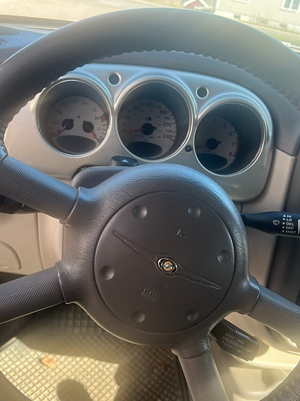Chrysler PT Cruiser 13 of 16