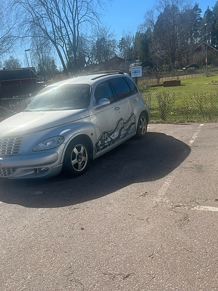 Chrysler PT Cruiser 6 of 16
