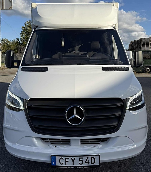 Mercedes-Benz Sprinter 317 2 of 5