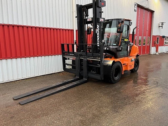 Doosan D70S-9 2 of 4