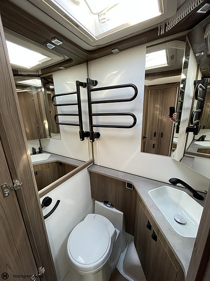 Kabe Royal 560 GLE KS 8 of 10
