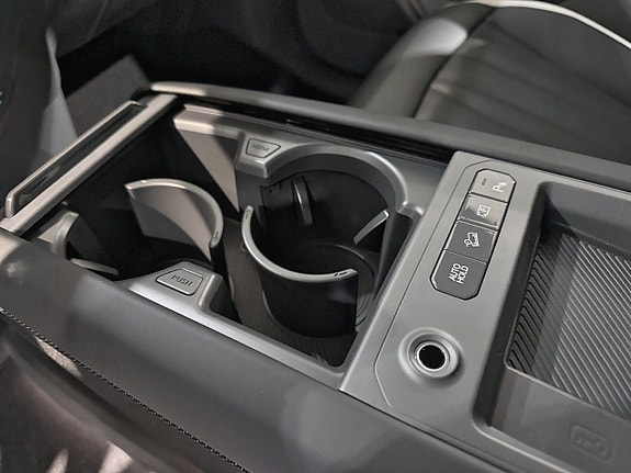 Kia EV9 18 of 23