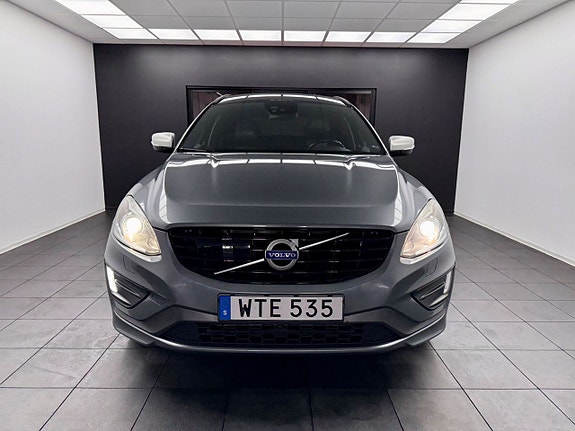 Volvo XC60 2 of 27