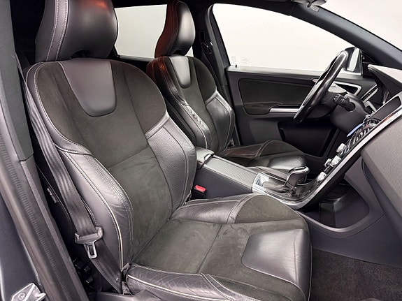 Volvo XC60 23 of 27