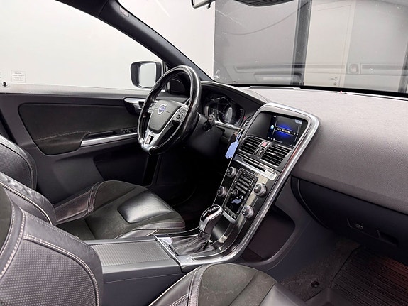 Volvo XC60 21 of 27