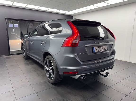 Volvo XC60 8 of 27