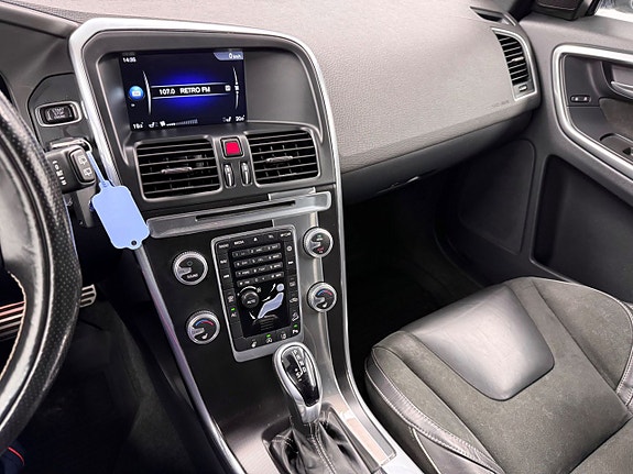 Volvo XC60 12 of 27
