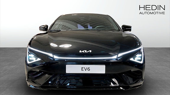Kia EV6 2 of 13