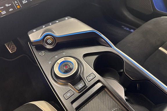 Kia EV6 12 of 14