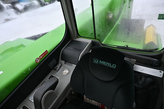 Merlo P 40.17 15 of 30