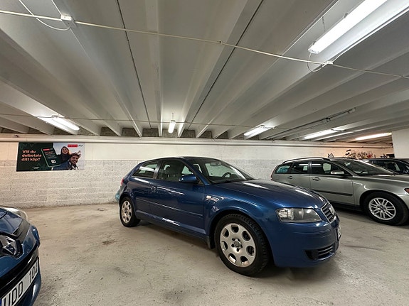Audi A3 3 of 5