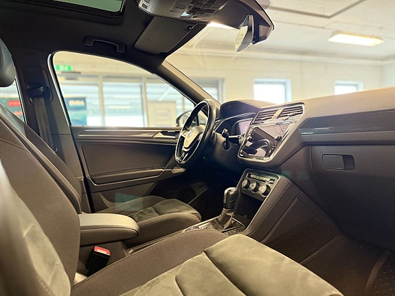 Volkswagen Tiguan Allspace 12 of 18