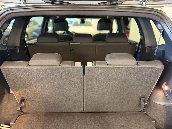 Volkswagen Tiguan Allspace 17 of 18