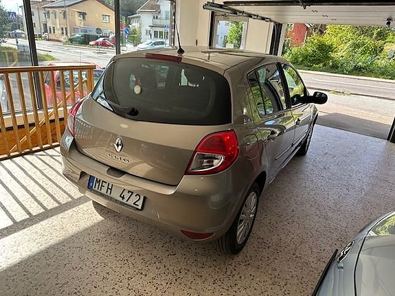 Renault Clio 7 of 18