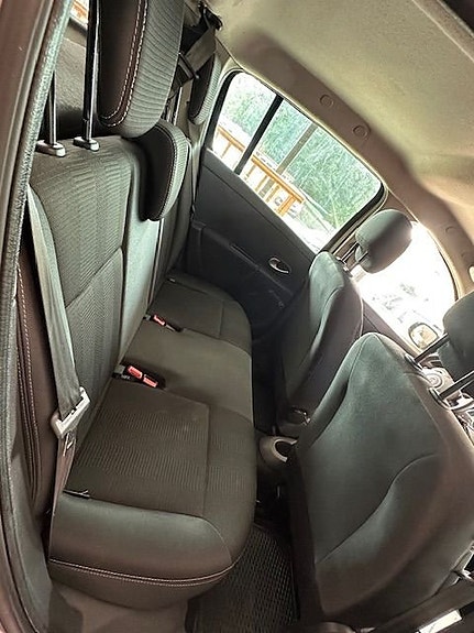Renault Clio 18 of 18
