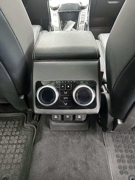 Jaguar I-PACE 10 of 14