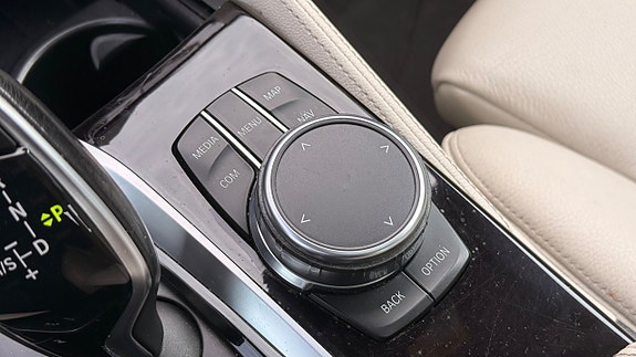 BMW 530i 28 of 30