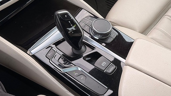BMW 530i 26 of 30
