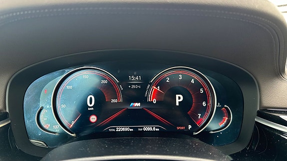 BMW 530i 12 of 13