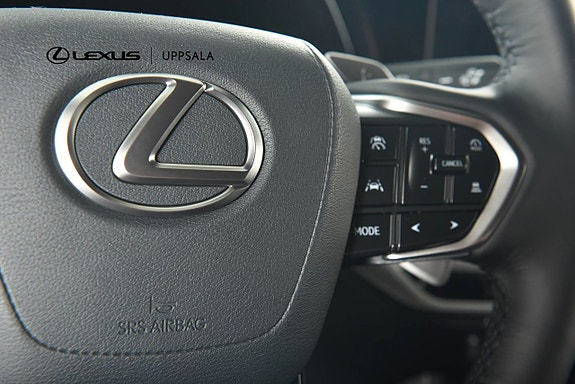 Lexus RX350h 13 of 16