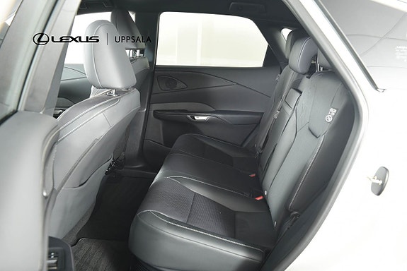 Lexus RX350h 7 of 16