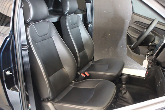 Aixam City Sport  ABS/Läder Baslåda/AppleCarplay 6 of 9
