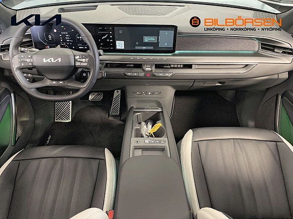 Kia EV9 7 of 15