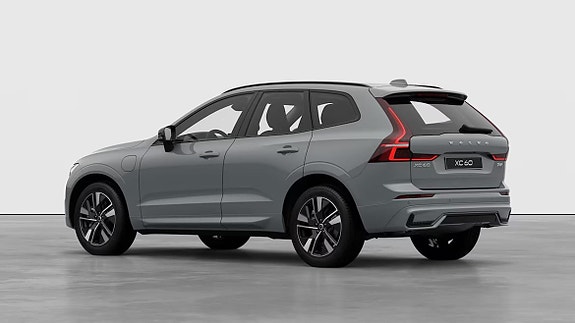Volvo XC60 4 of 5
