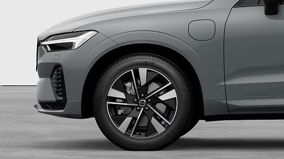 Volvo XC60 3 of 5