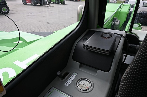Merlo P72.10 15 of 30