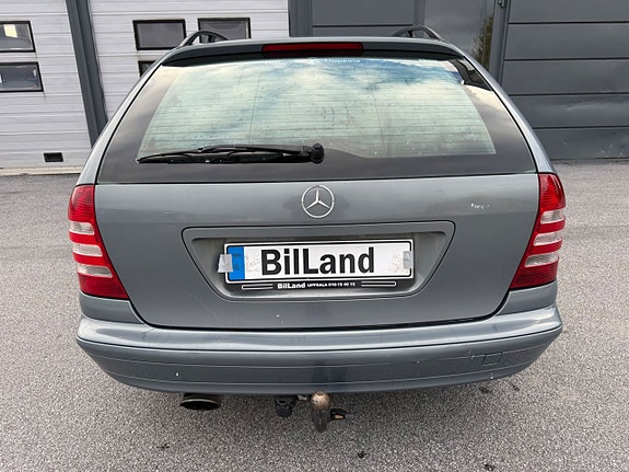 Mercedes-Benz C200 5 of 10