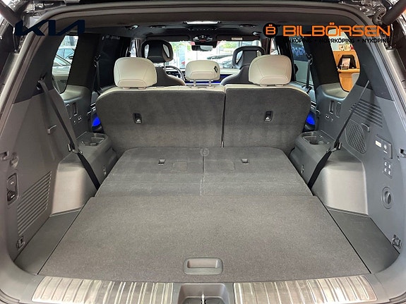 Kia EV9 10 of 15