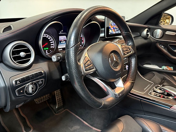 Mercedes-Benz C450 10 of 17