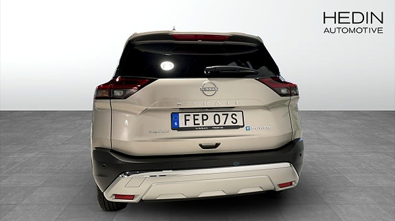 Nissan X-Trail 7 of 9