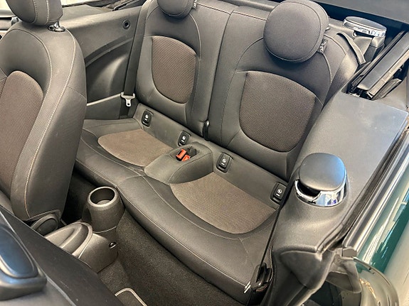 MINI Cooper 7 of 14