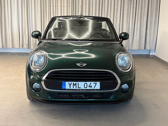 MINI Cooper 11 of 14