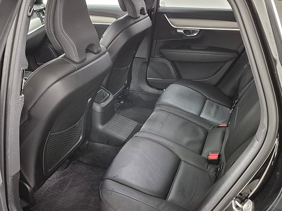 Volvo V90 11 of 11
