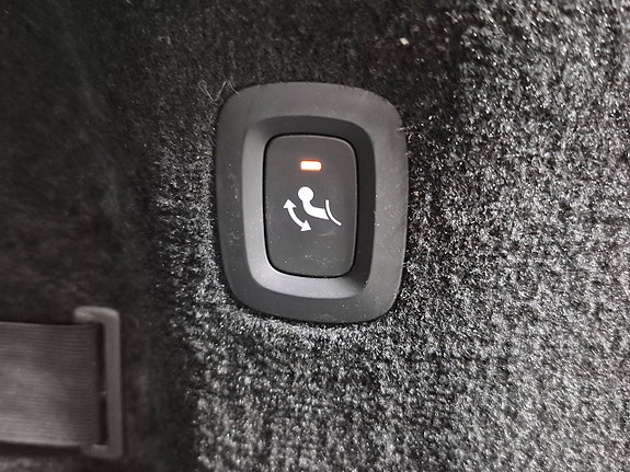 Volvo V90 8 of 11