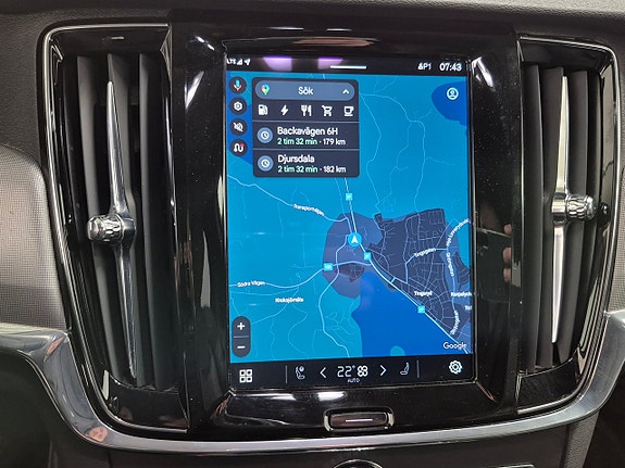 Volvo V90 7 of 11