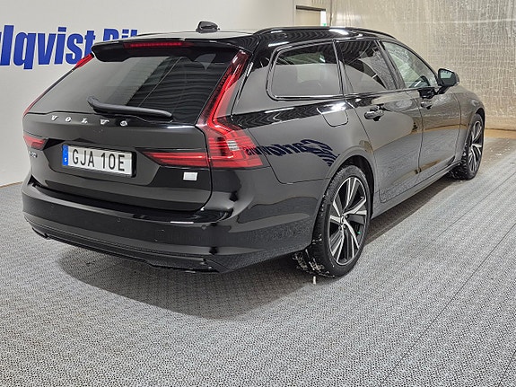 Volvo V90 4 of 11