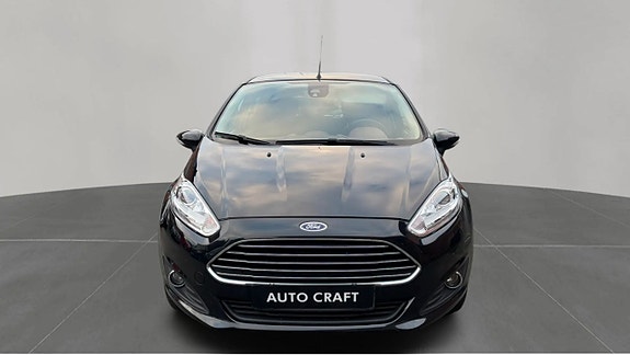 Ford Fiesta 2 of 5