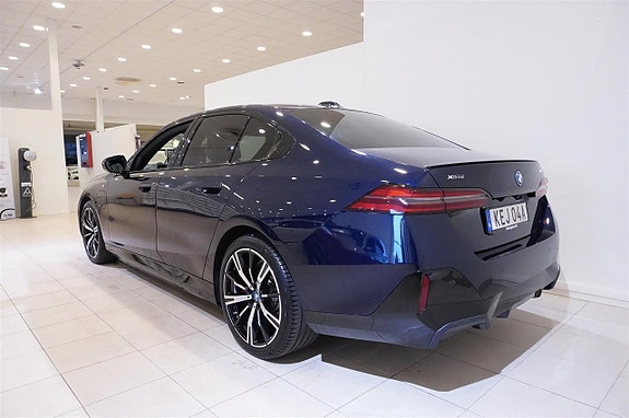 BMW 550e 5 of 13