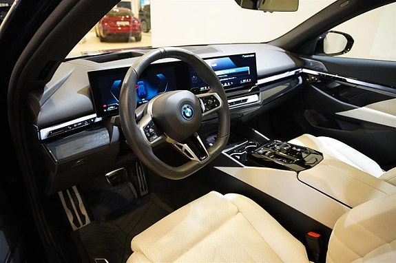 BMW 550e 2 of 13