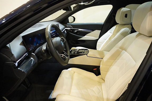 BMW 550e 11 of 13