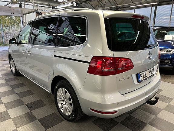 Volkswagen Sharan 3 of 5