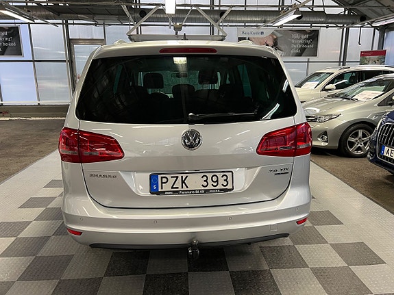 Volkswagen Sharan 8 of 16