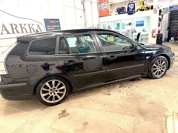 Saab 9-3 4 of 5