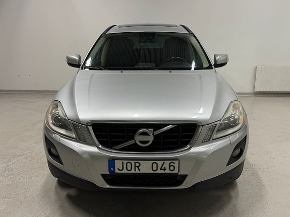 Volvo XC60 3 of 5